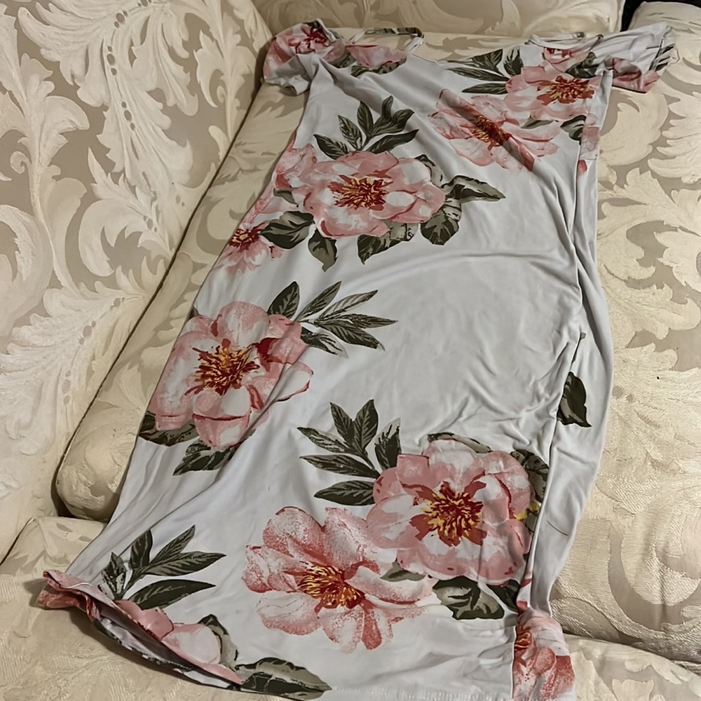 Medium flower dress - Picture 3 of 3